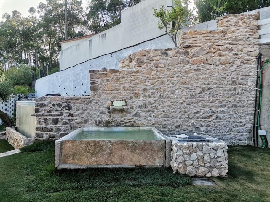 Moradias Do Castelo, Um Pequeno Paraiso Como Lhe Chamam Оурен Экстерьер фото